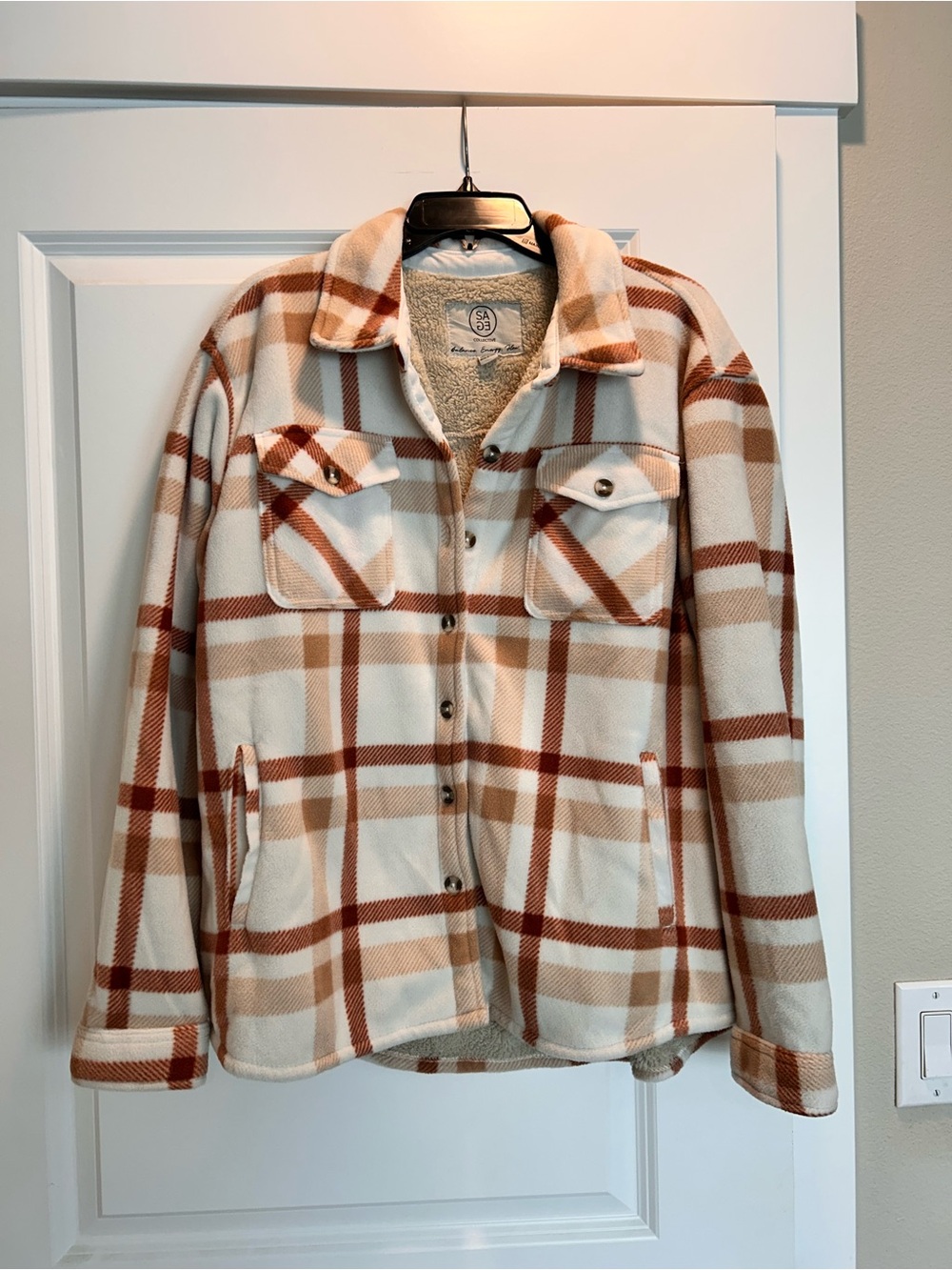 Sherpa-Lined Plaid Teddy Jacket - Cream & Brown